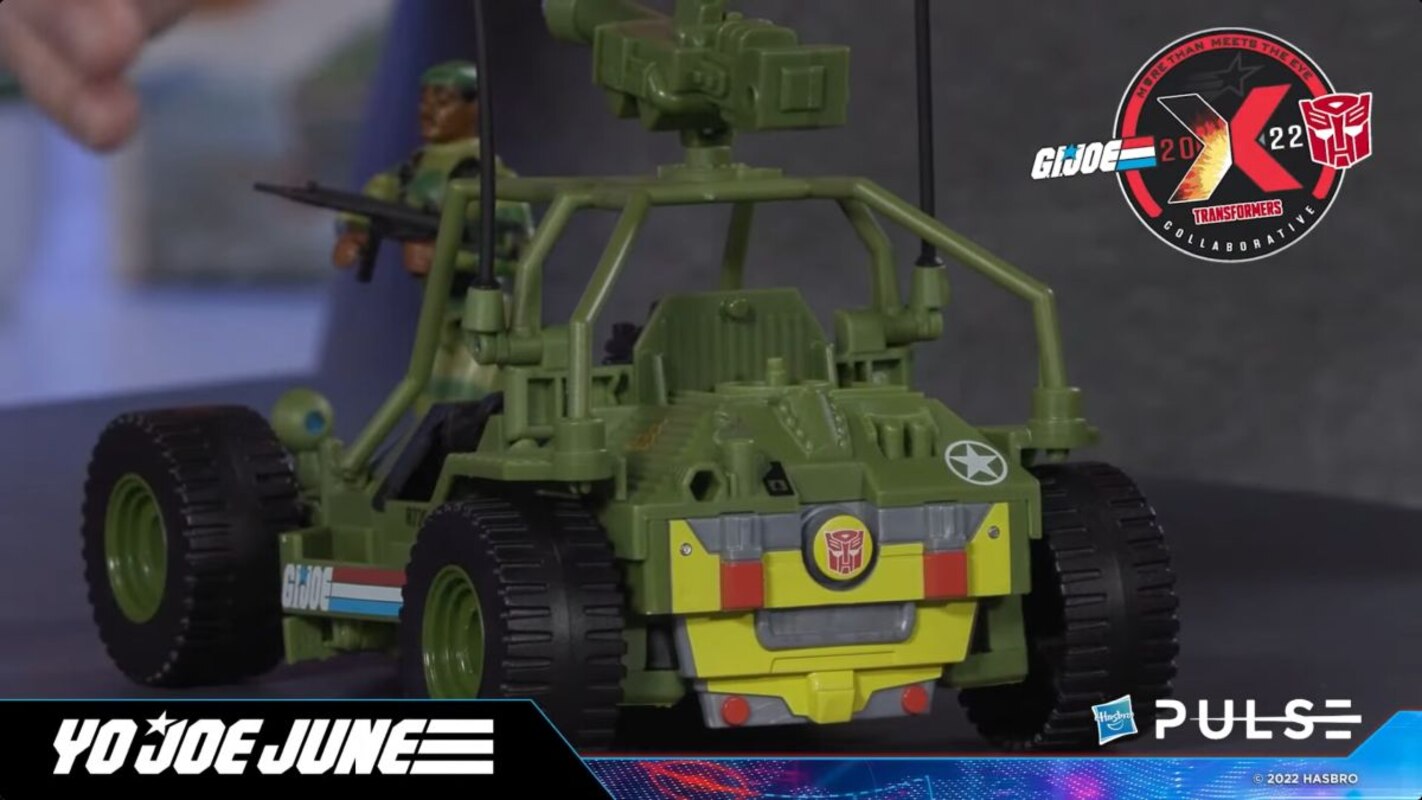 Transformers X G.I. Joe Bumblebee A.W.E. Striker & Lonzo 